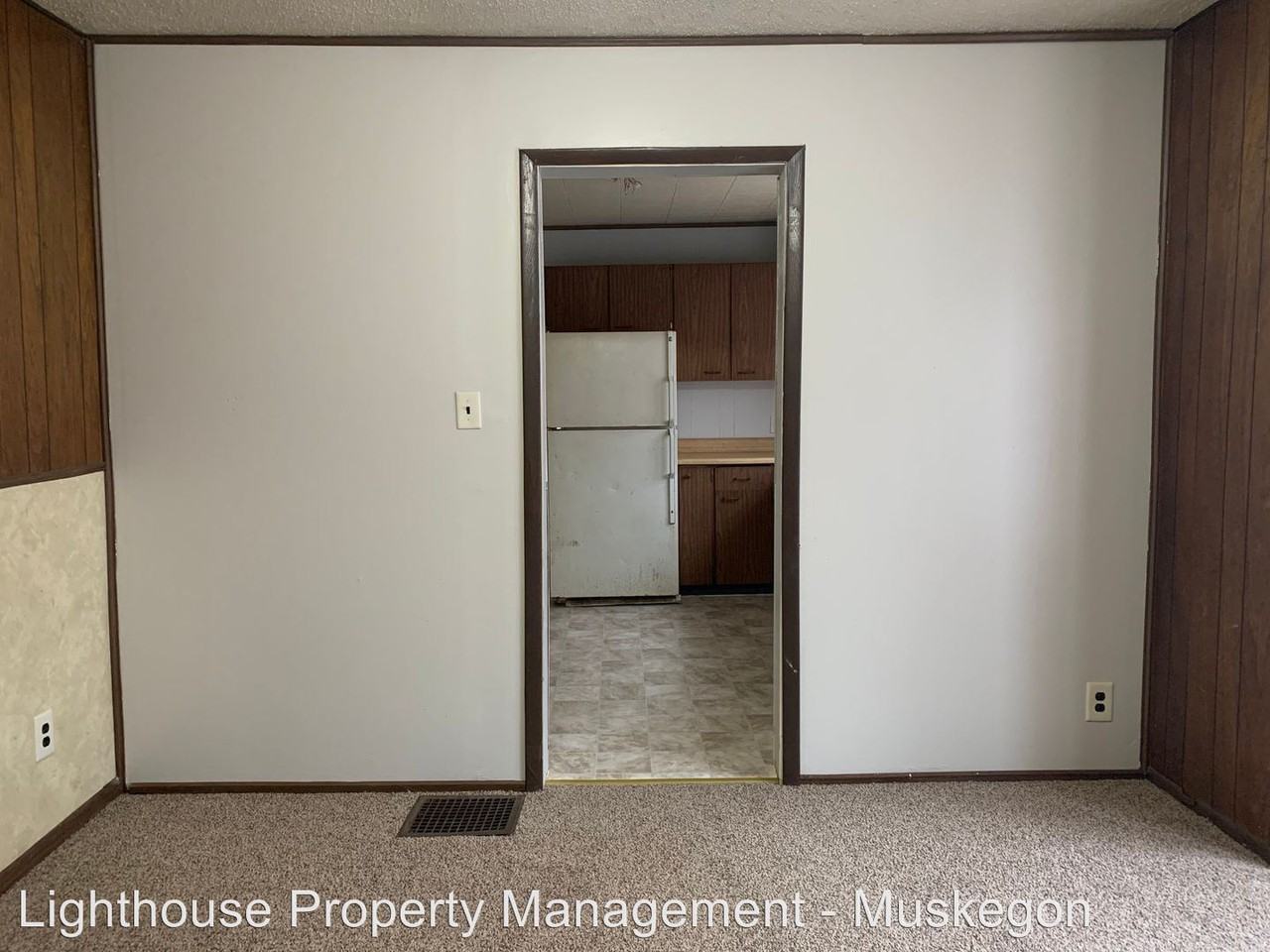 1710 Dyson Street - Photo 2 of 15