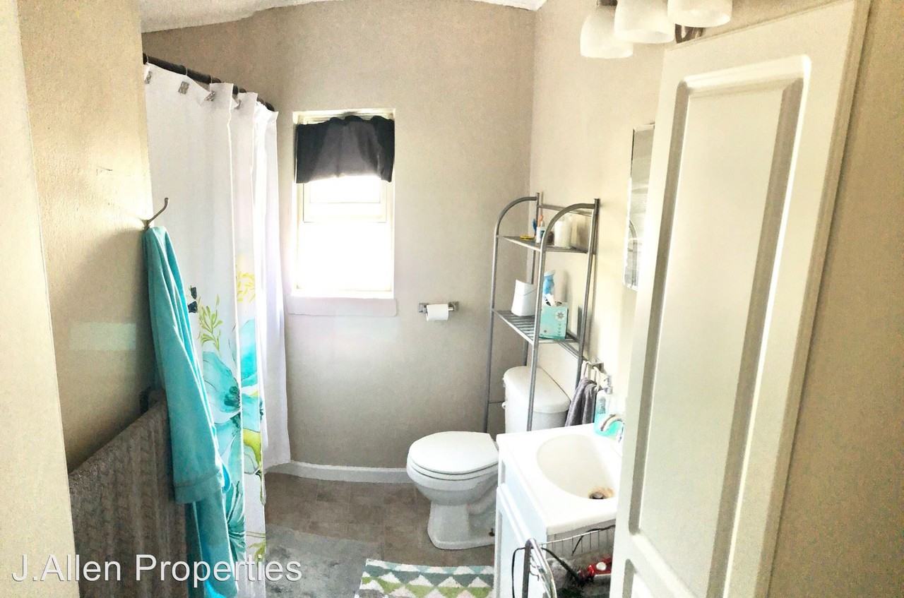 127 W Norfolk Ave - Photo 3 of 5