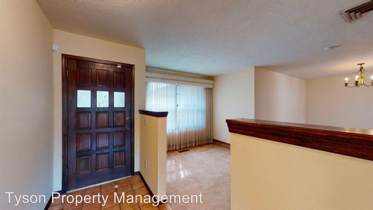 9613 Academy Hills Dr Ne - Photo 2 of 28