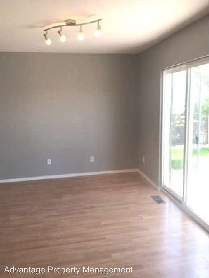 1807 Jamison Court - Photo 3 of 13