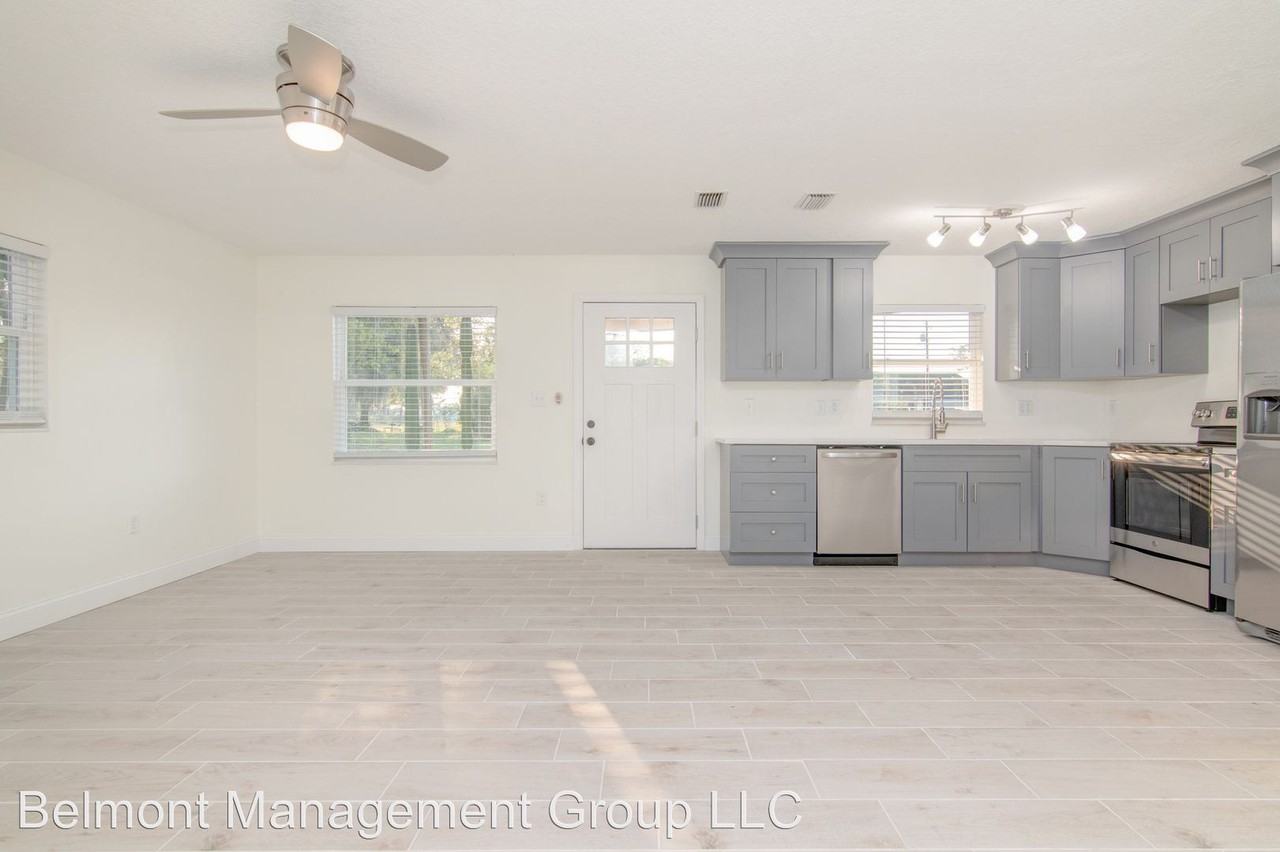 107 Moseley Avenue - Photo 3 of 12
