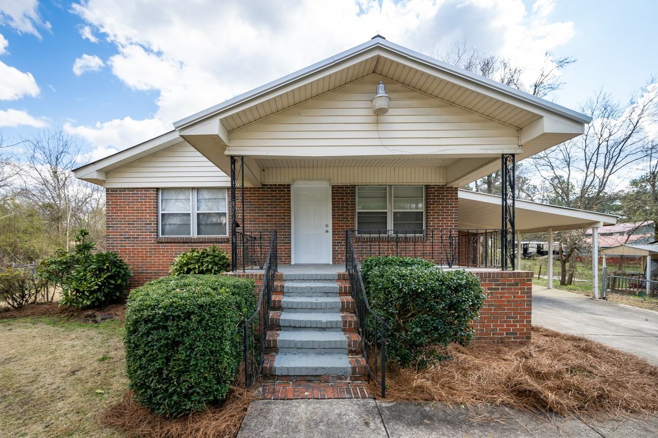 5113 Wood Ave - Photo 2 of 19