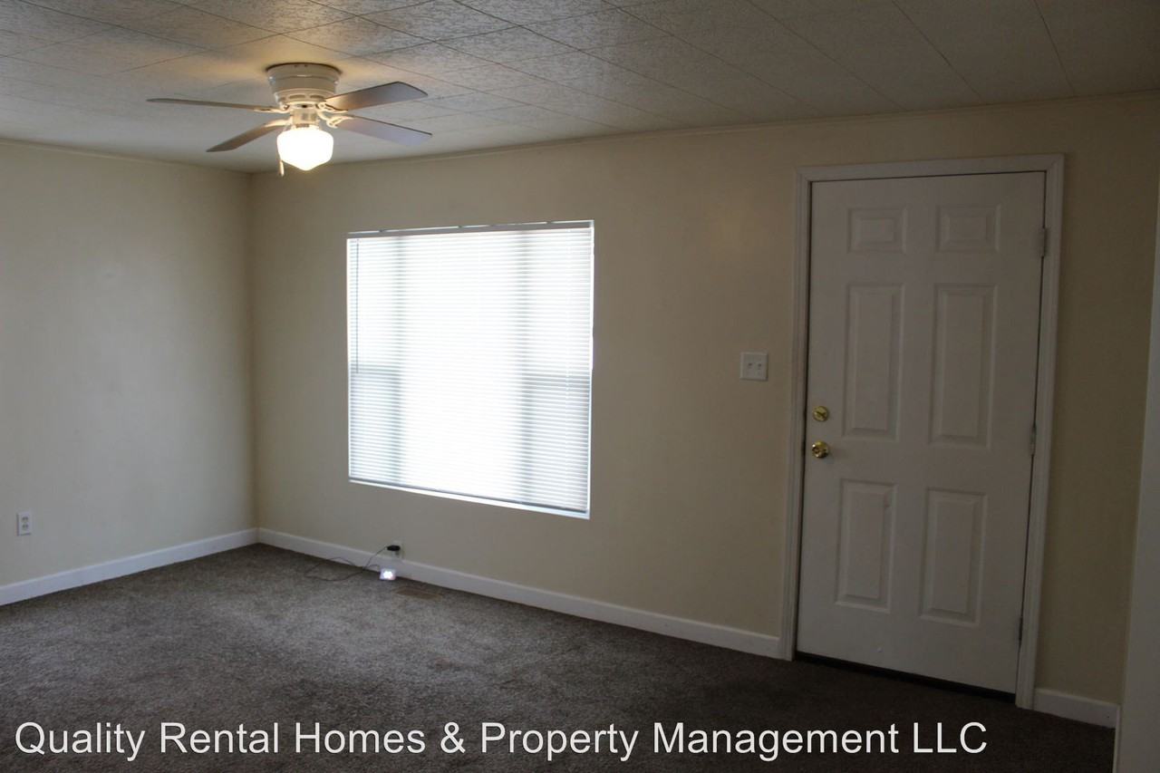 1487 Carman St - Photo 2 of 17