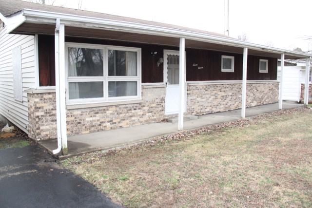 711 N Adams St - Photo 2 of 17