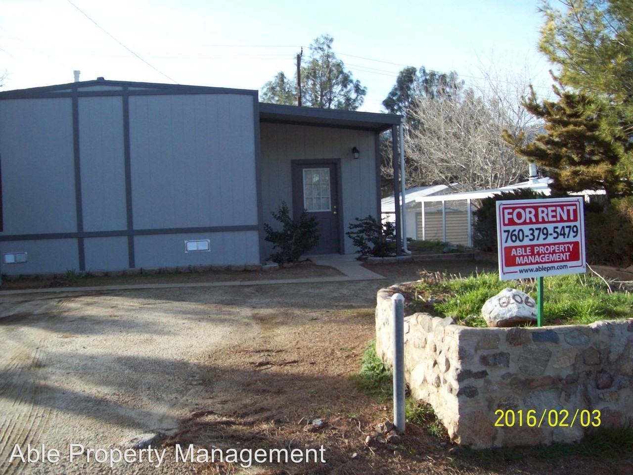 206 Jones St - Photo 2 of 15