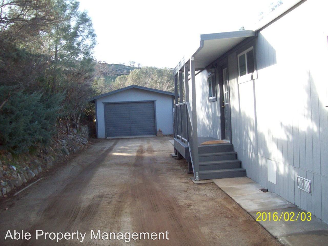 206 Jones St - Photo 3 of 15