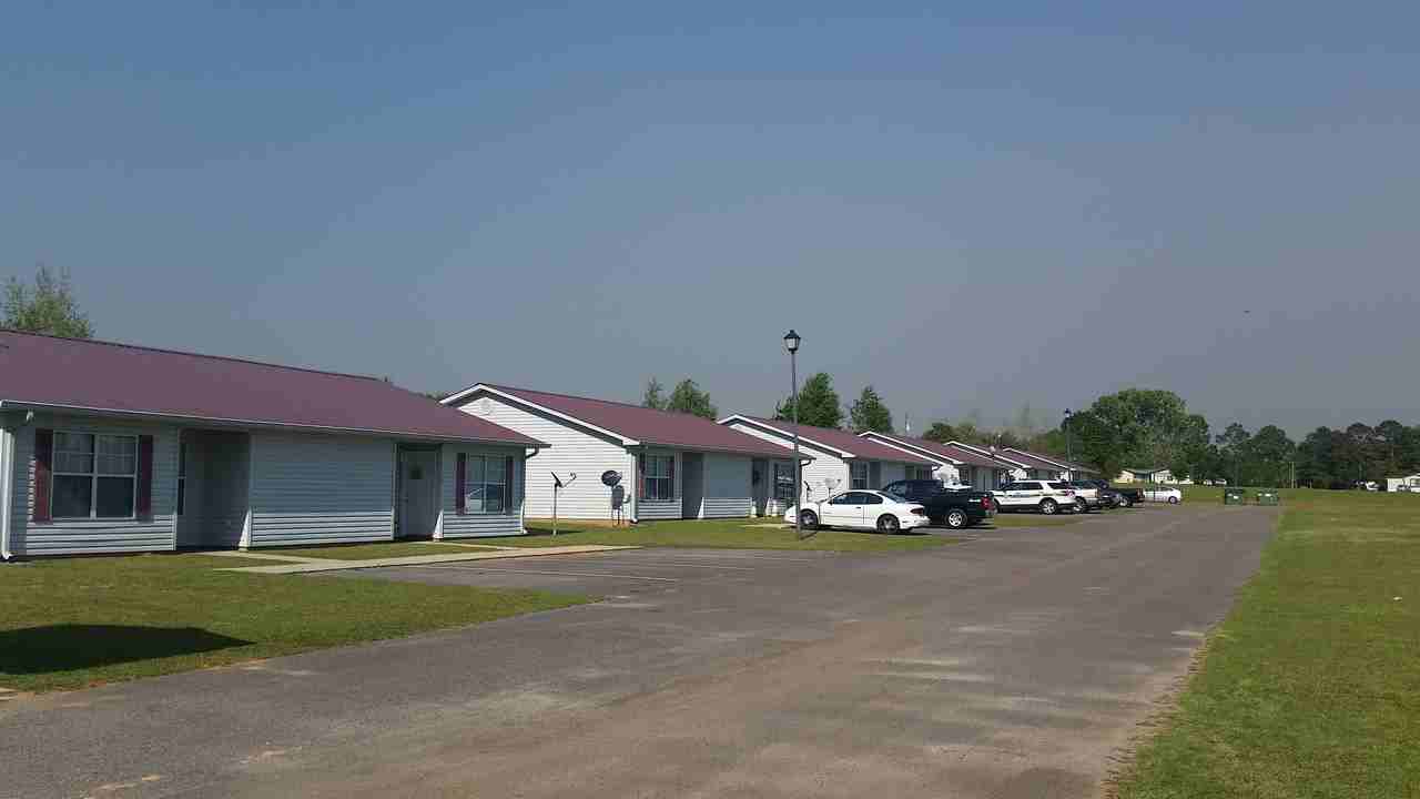 175 Wes Havard Road - Photo 2 of 10