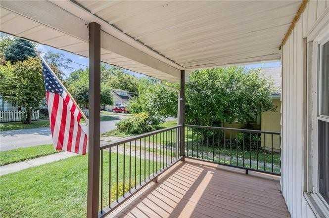 3309 Center St - Photo 2 of 16