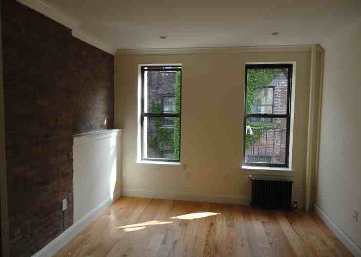 438 East 13th Street - Photo 3 of 7