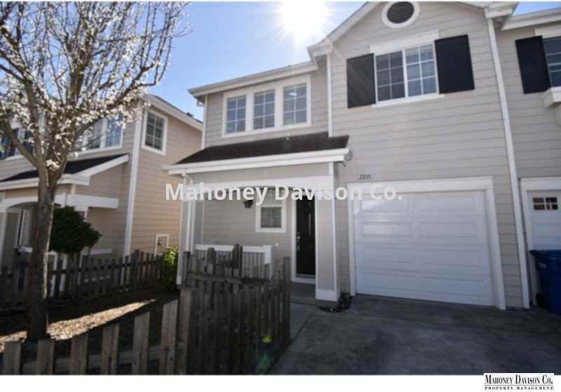 2044 Easton Drive - Photo 2 of 21
