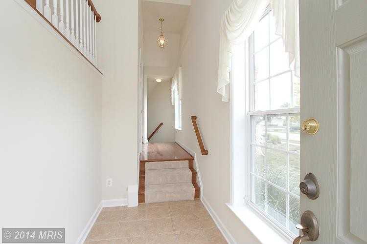 43818 Lees Mill Square - Photo 3 of 30