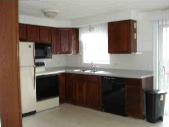 2 Pullman Ln - Photo 2 of 13