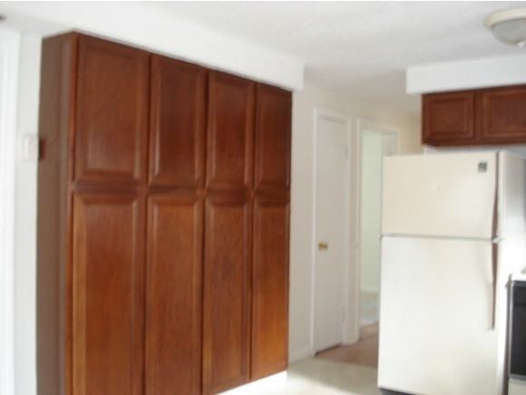 2 Pullman Ln - Photo 3 of 13