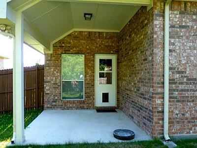 2020 Berkdale Ln - Photo 2 of 9