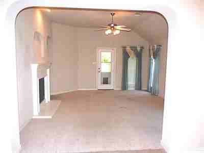 2020 Berkdale Ln - Photo 3 of 9