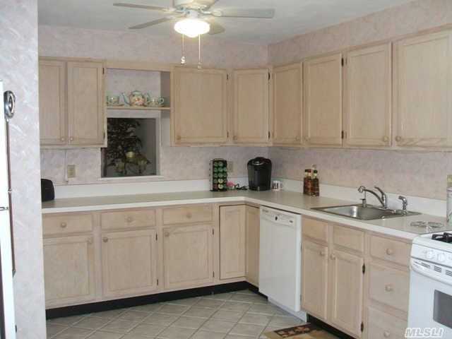 1 Sandy Hill Rd - Photo 3 of 9