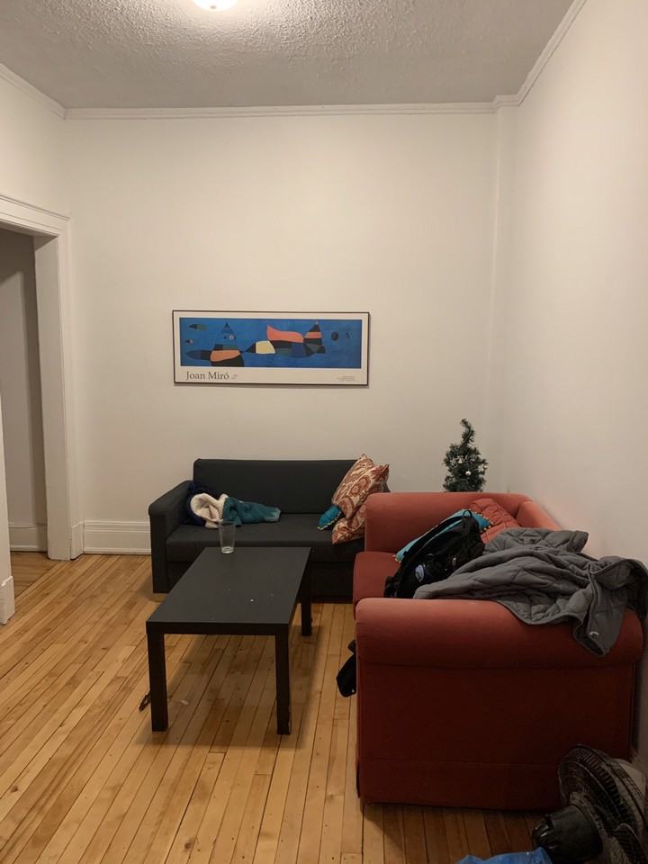 456 Av des Pins O - Photo 2 of 9