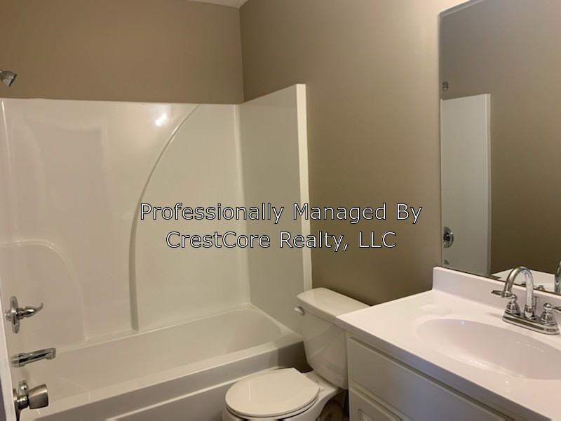 1304 W Countryman St - Photo 2 of 6