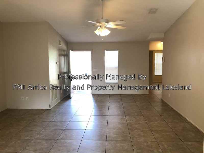 101 Rebecca Dr Ne - Photo 3 of 16