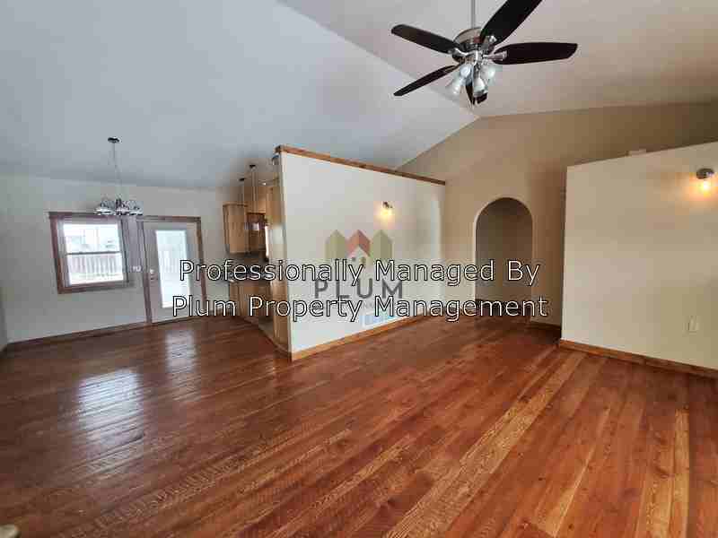 5482 Lonesome Dove Ln - Photo 2 of 16