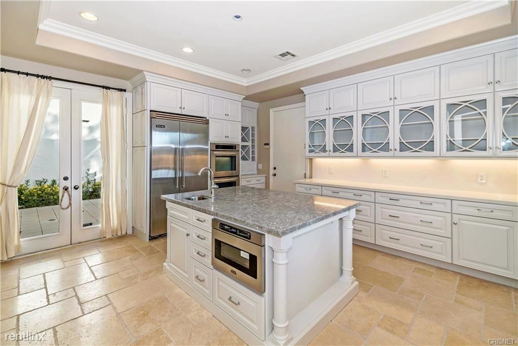 3365 Paseo Del Sol - Photo 2 of 5