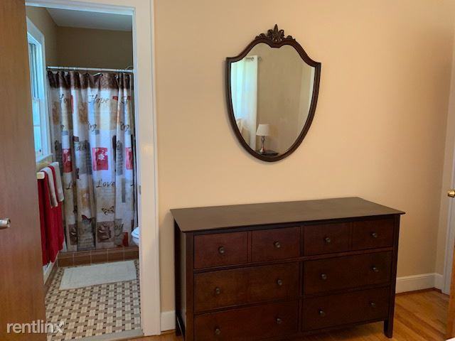 224 Race St - Photo 2 of 18