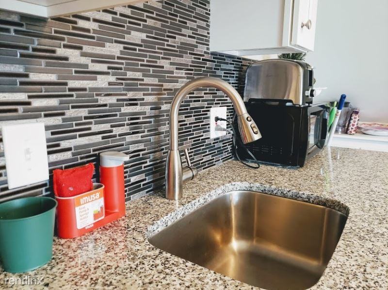 98 Quinapoxet St. 3 - Photo 2 of 18