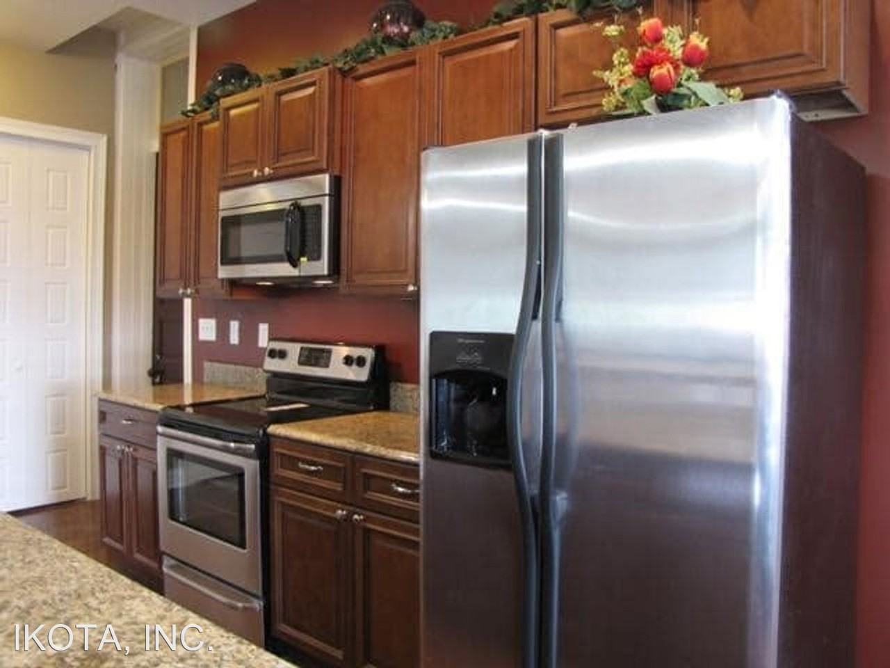 255 Warner Street - Photo 2 of 18