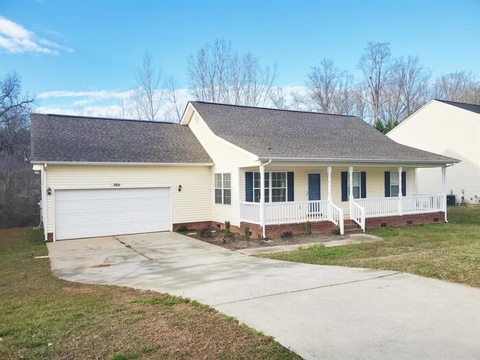 332 Lone Tree Lane - Photo 2 of 22