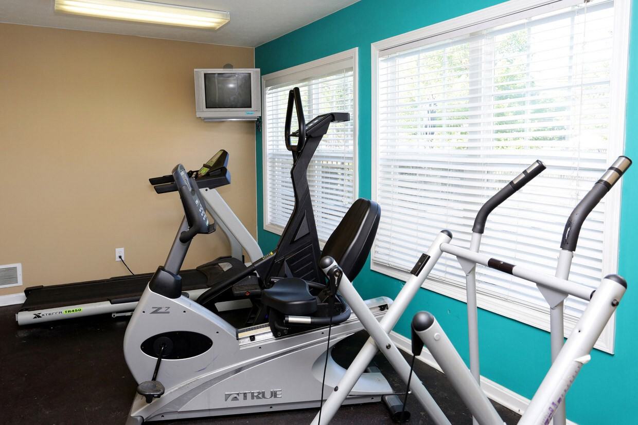 Falcon Crest Apartments - Photo 4 of 35