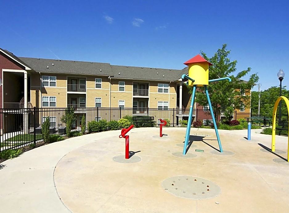 Overlook Terrace - Photo 4 of 46