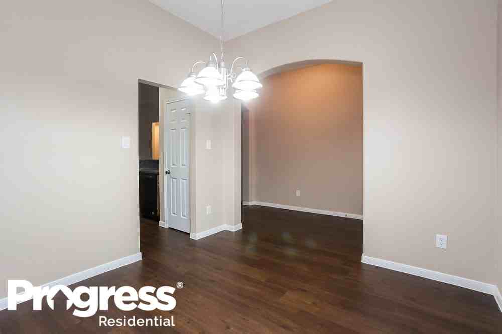 4039 Jan St - Photo 3 of 20