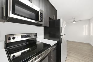 featured image of 150 S Magnolia Ave