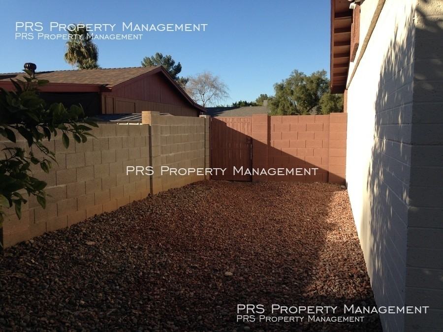 1853 E. Gemini Dr - Photo 2 of 26