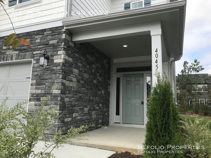 4045 Reunion Creek Parkway - Photo 2 of 18