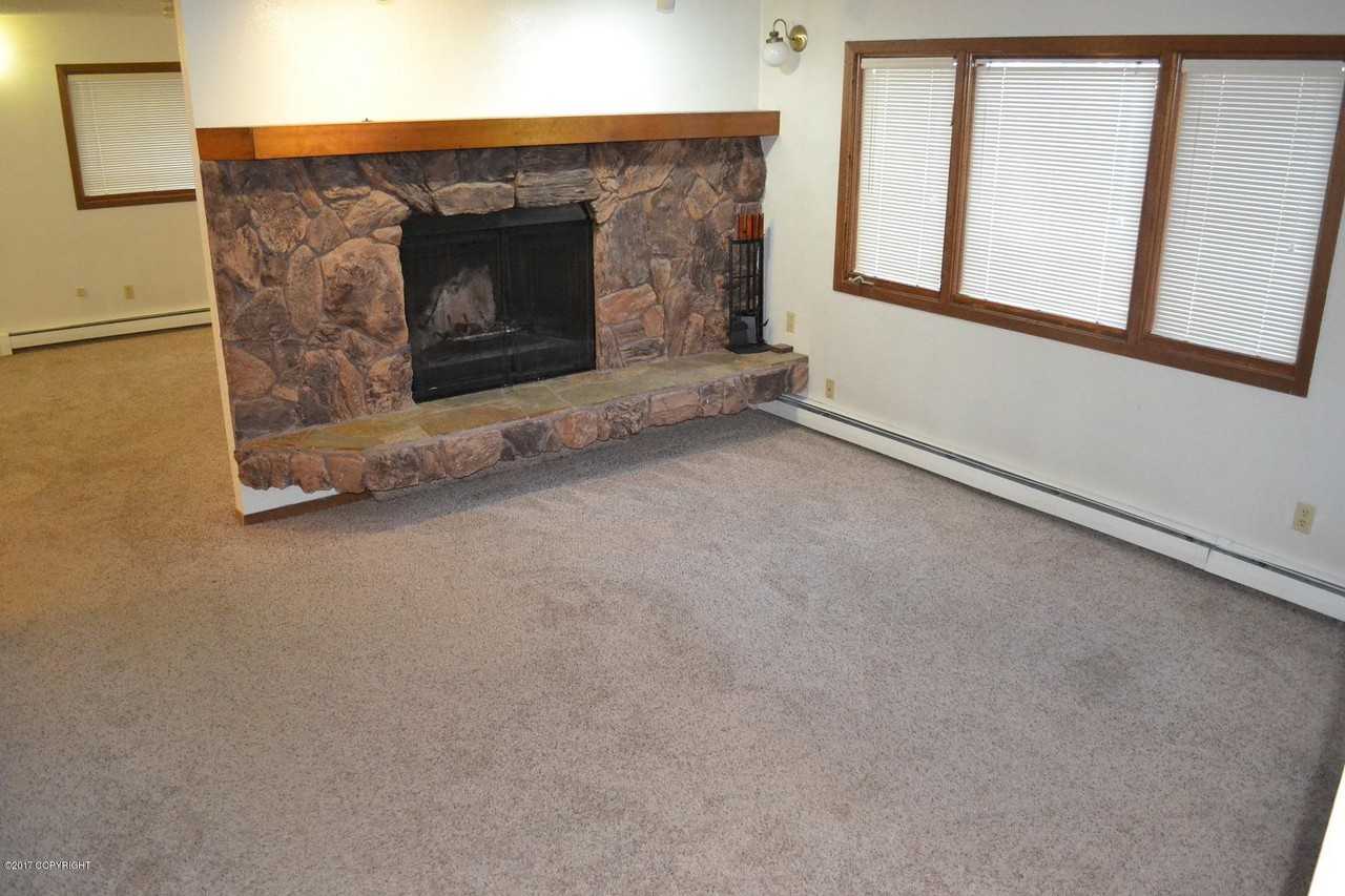 4038 Vance - Photo 2 of 13