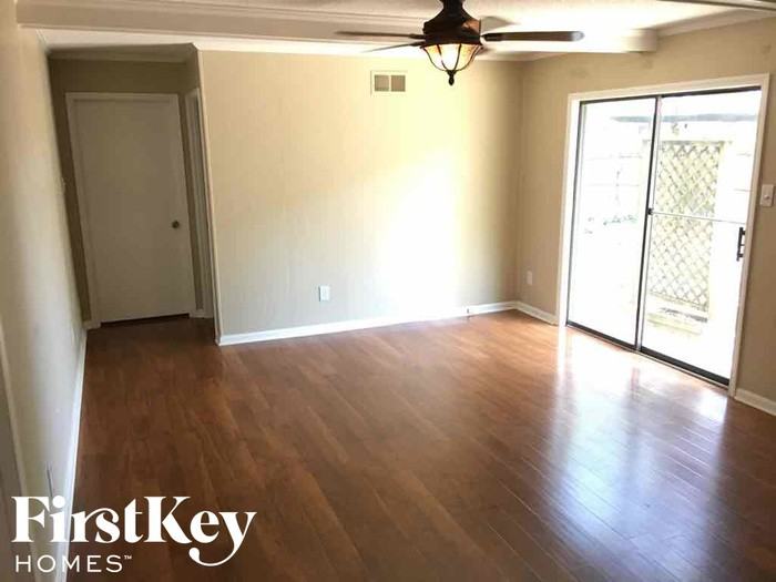 2924 Charles Bryan Road - Photo 3 of 21