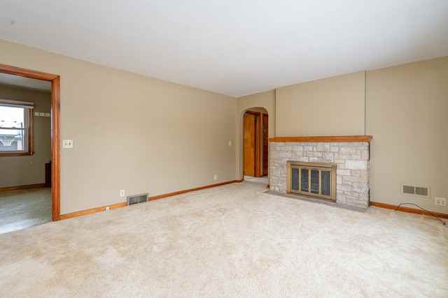 55 S Mary St - Photo 2 of 10