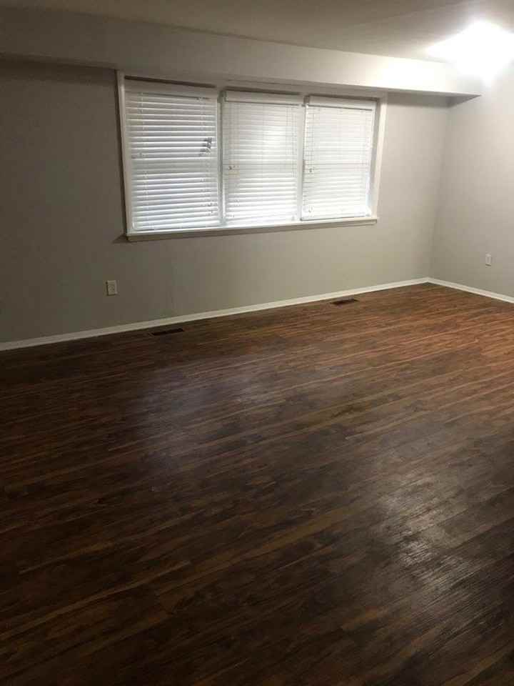 3701 Liberty Heights Ave - Photo 6 of 15