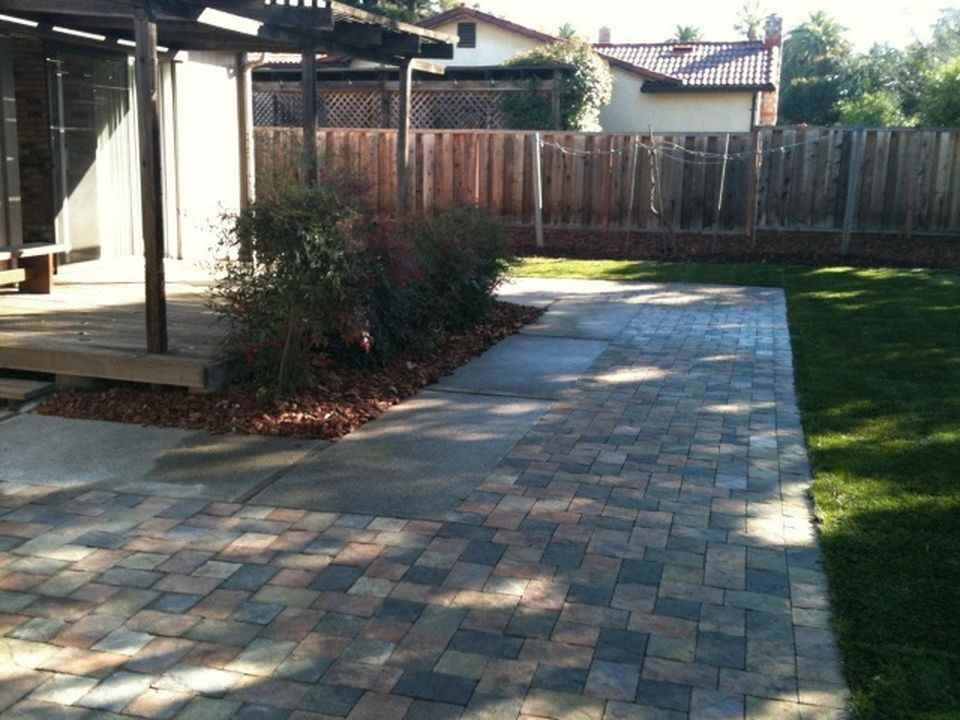 3044 Stinson Cir - Photo 3 of 10