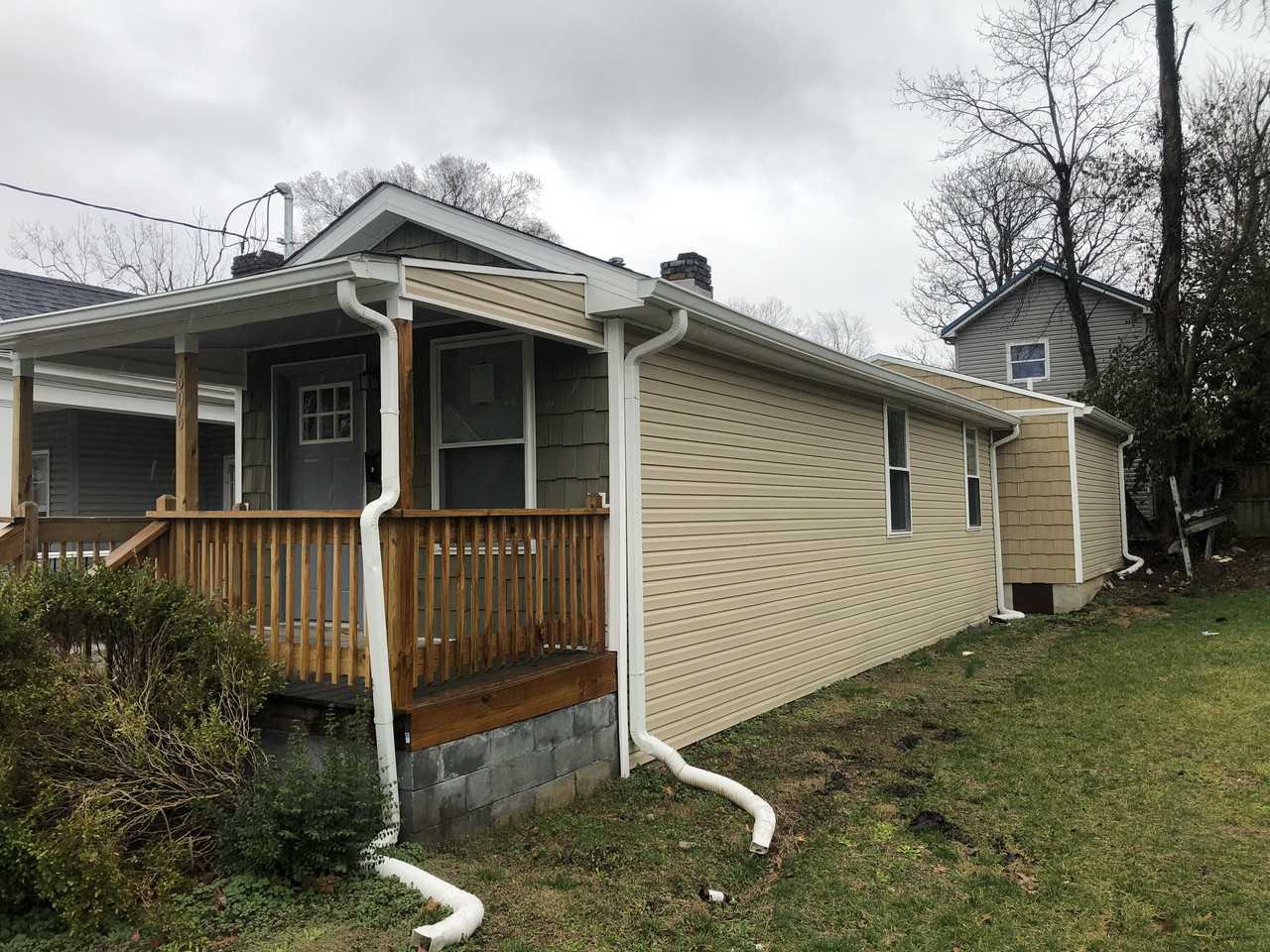606 N Upper St - Photo 2 of 13