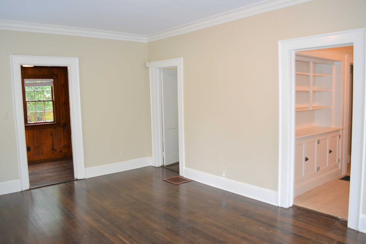 293 Springdale Dr Ne - Photo 3 of 19