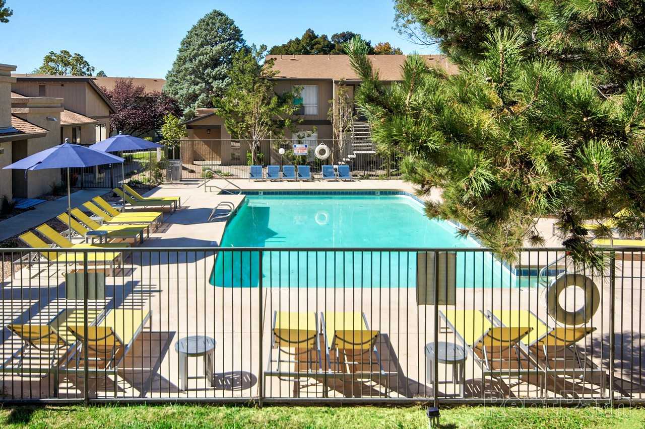 Lincoln Place Apartments 4401 San Pedro Dr Ne, Albuquerque, NM 87109