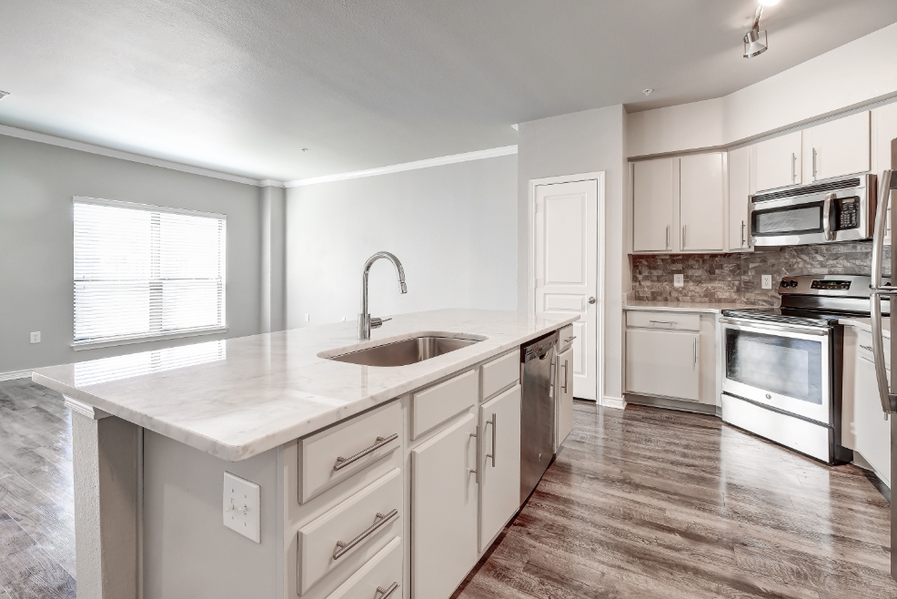 404 Rio Grande - Photo 5 of 95