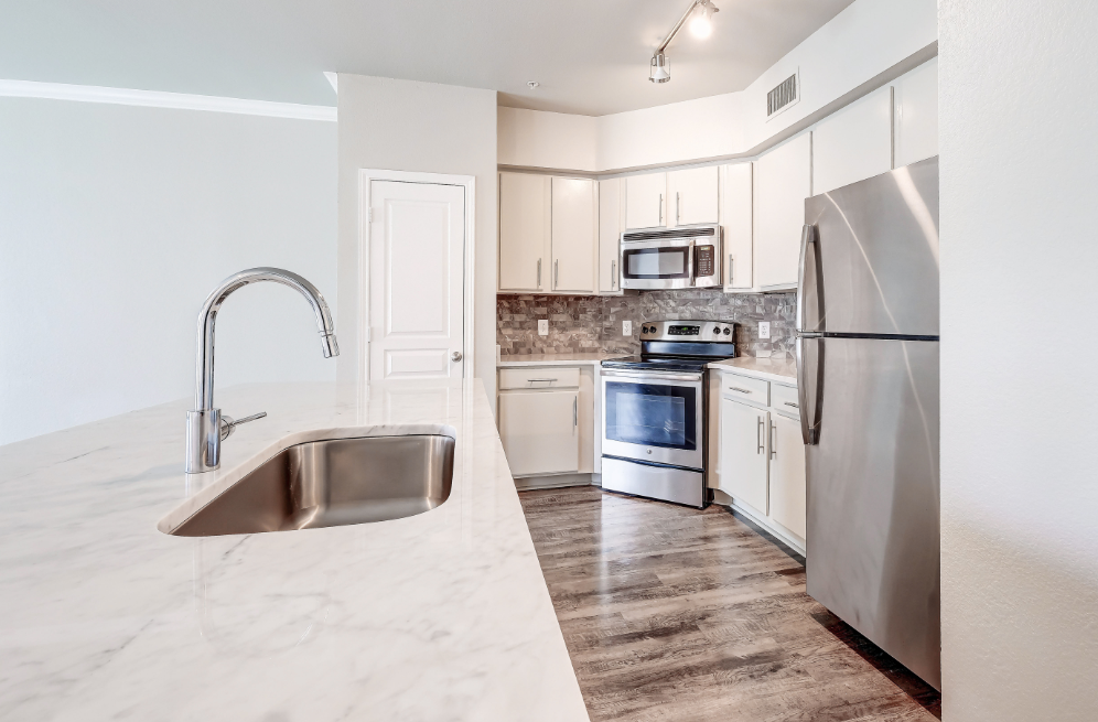 404 Rio Grande - Photo 6 of 95