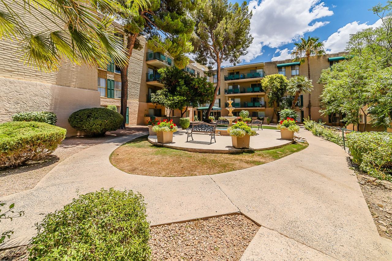 Bellevue Tower Apartments - Photo 2 of 20