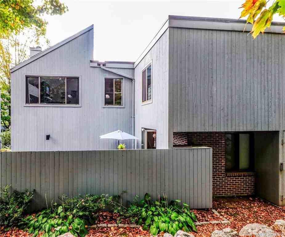 2 Juneberry Lane - Photo 2 of 25