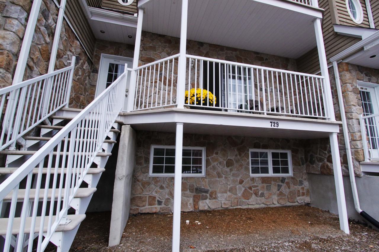 729 Rue Principale #C - Photo 3 of 28