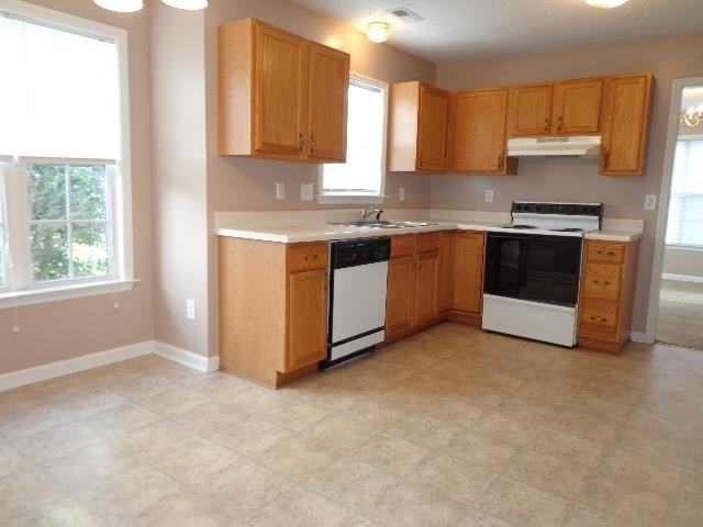 1112 Westmoreland Drive - Photo 3 of 13