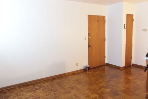 1821 SW 2nd St - Photo 3 of 5